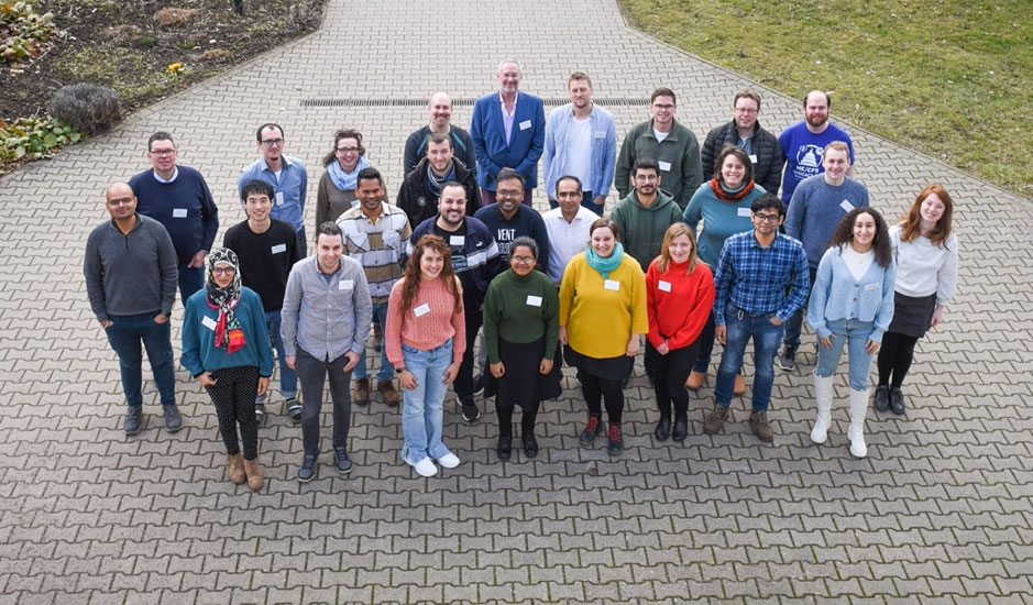 gruppenbild Spring School 2023 web hoch